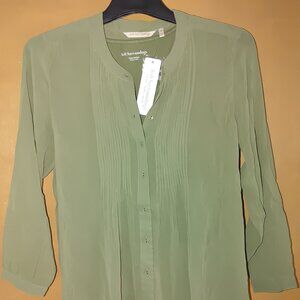 SOFT SURROUNDINGS Woman's Long Sleeves Blouse Size M Petit NWT